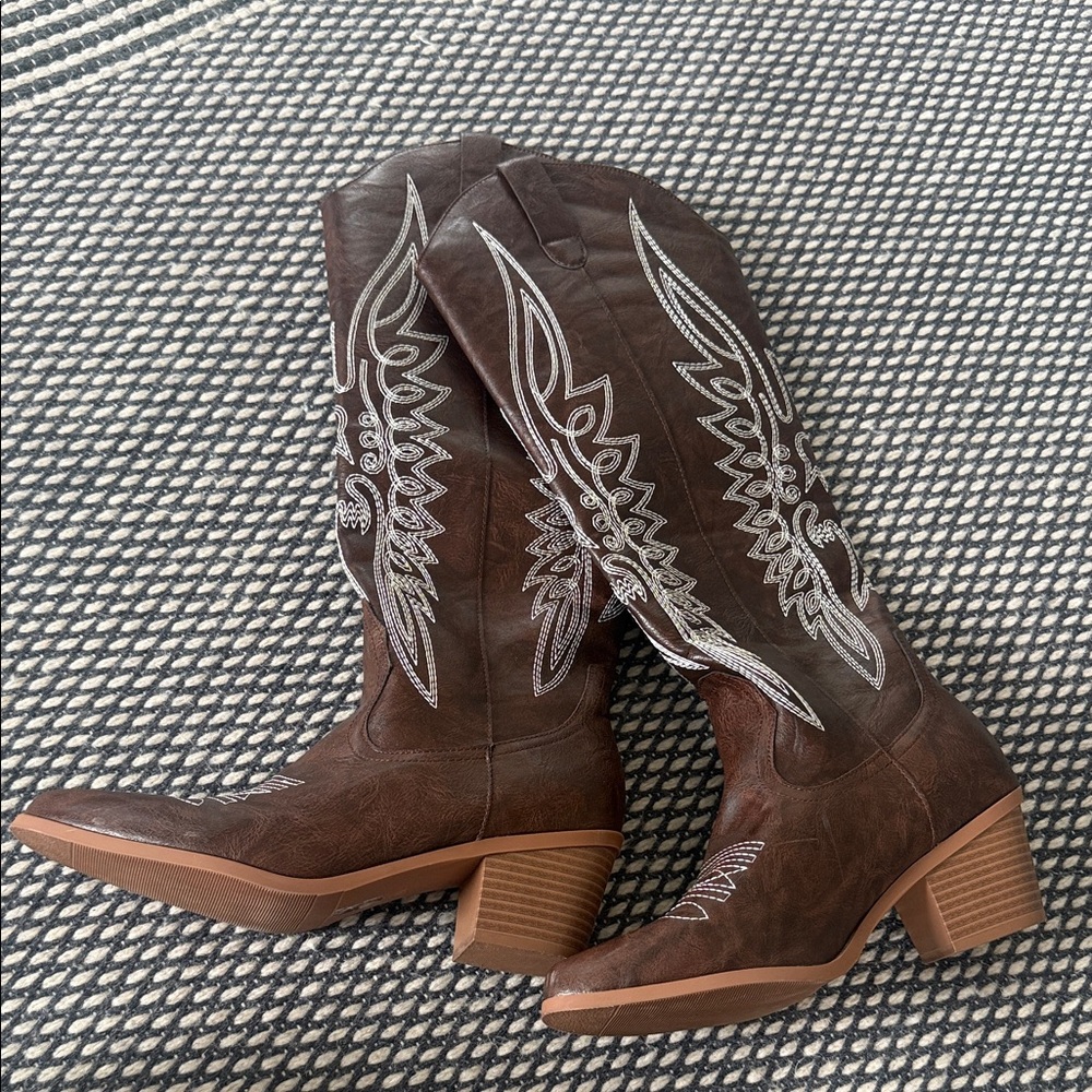 Brown Western Embroidered Boots
